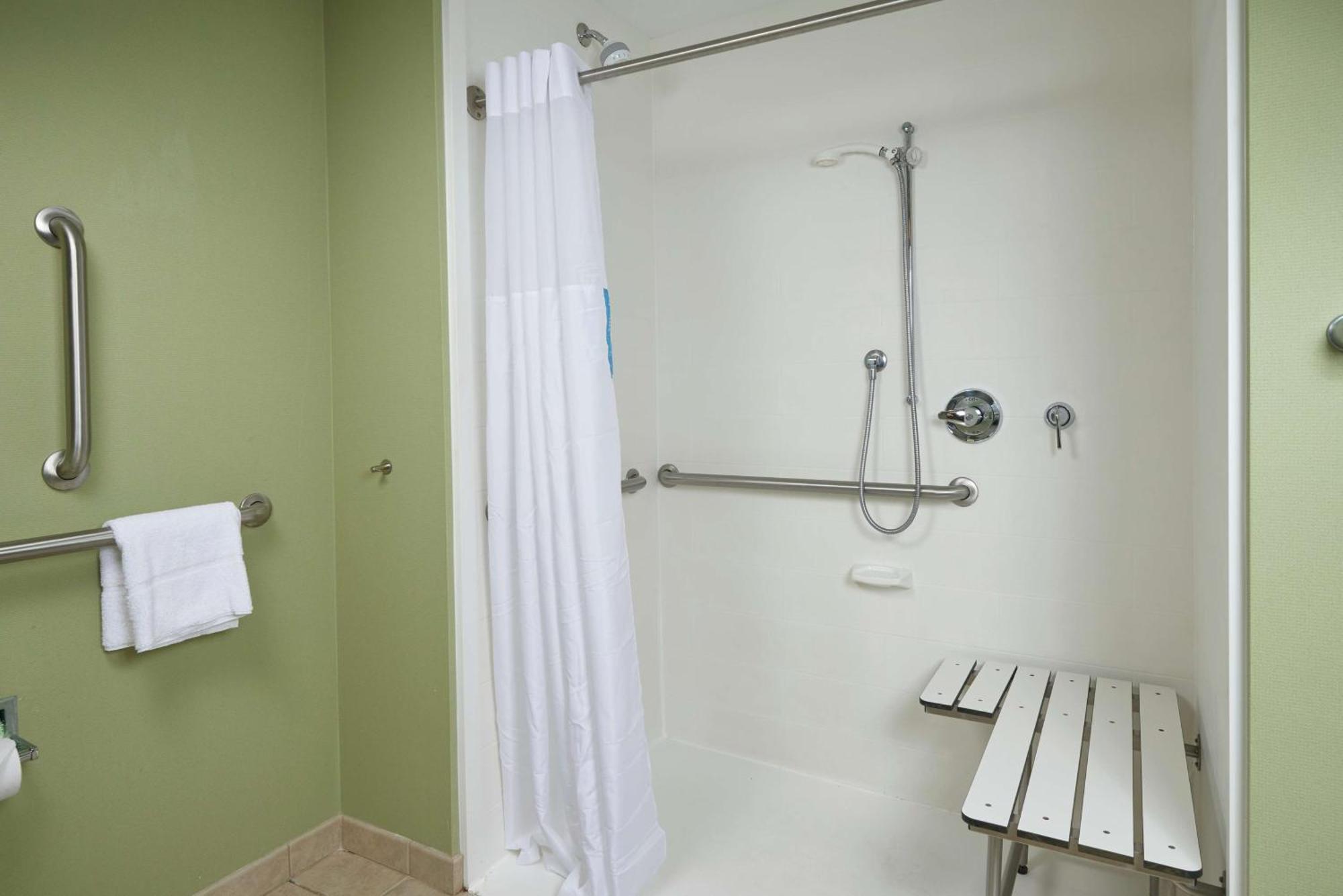 Hampton Inn Bermuda Run / Advance Eksteriør bilde